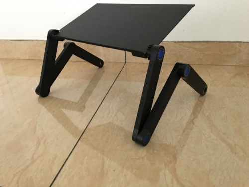 Laptop table1
