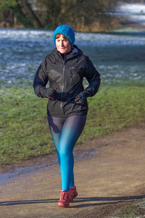 Legins1004 running2