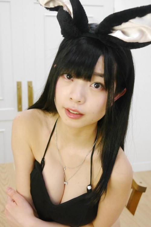8b9436.jpg