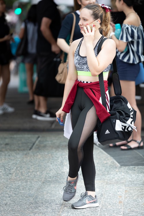 legins INPUBLIC68