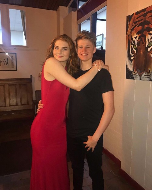 Swim291 assrt64@freyaanderson relationship