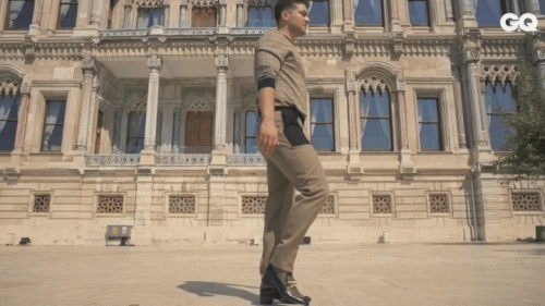 EIEI.gif