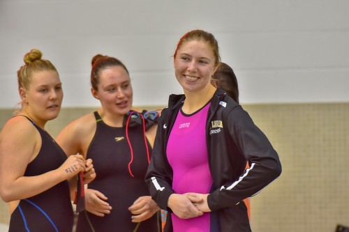 swim233v