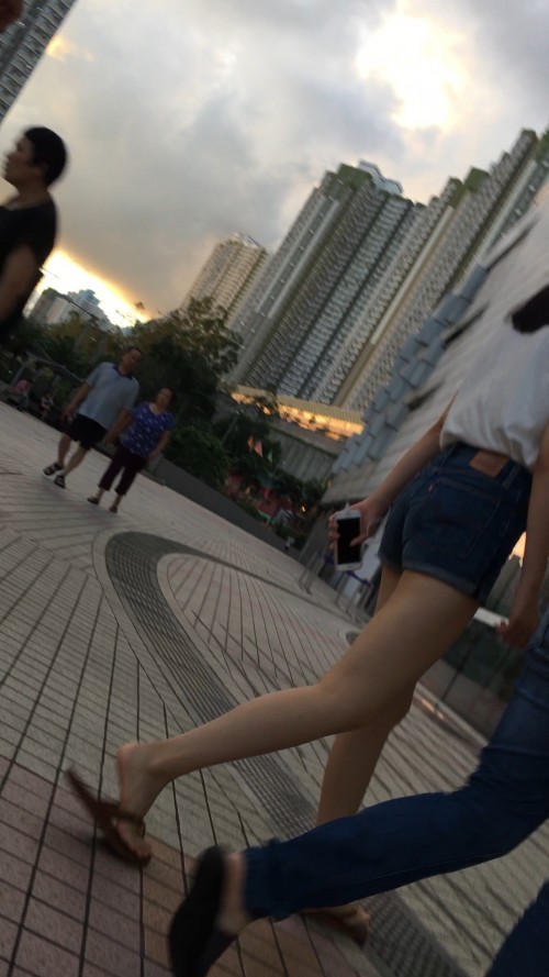 INPHORM Alia Tank With Capri WhiteBlueV2