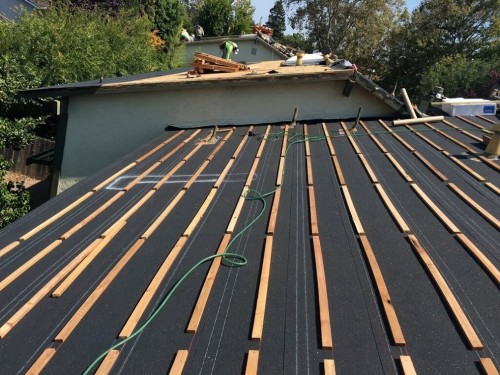 Falcon Roofing
13088 Potts Dr.
San Jose, CA 95111
(408) 225-1705

https://www.falcon-roofing.com