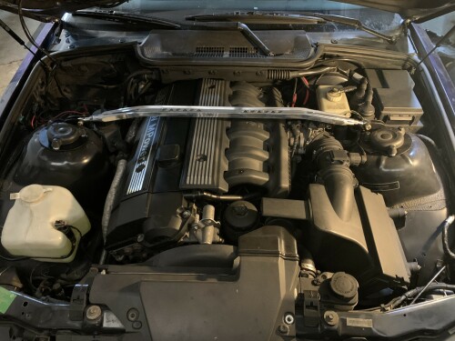 61BB9A4F 46CD 4C6B A5AE 3D92EB5116BA