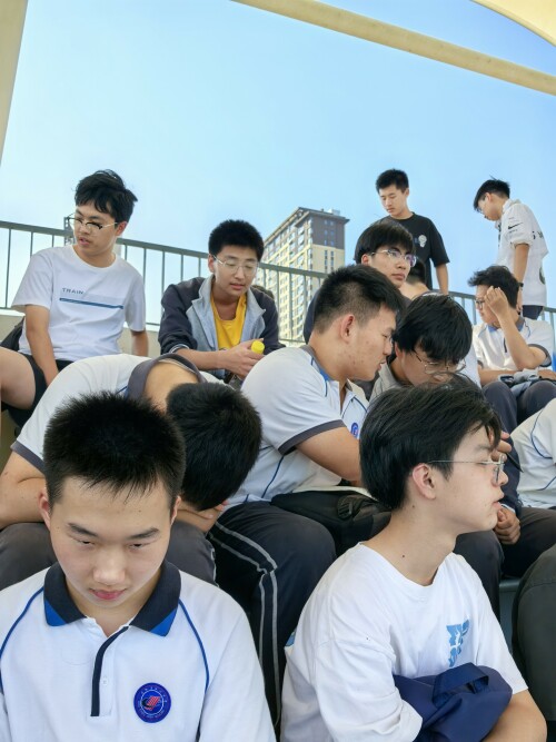 Sz3K.jpg
