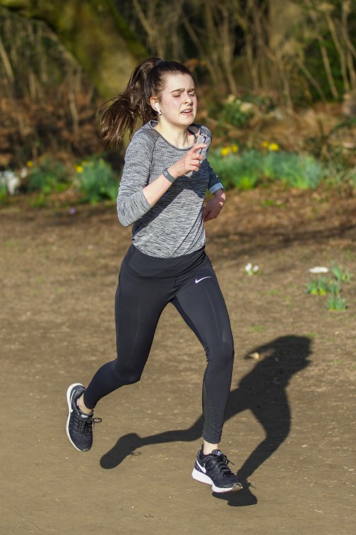 Legins1004 running16